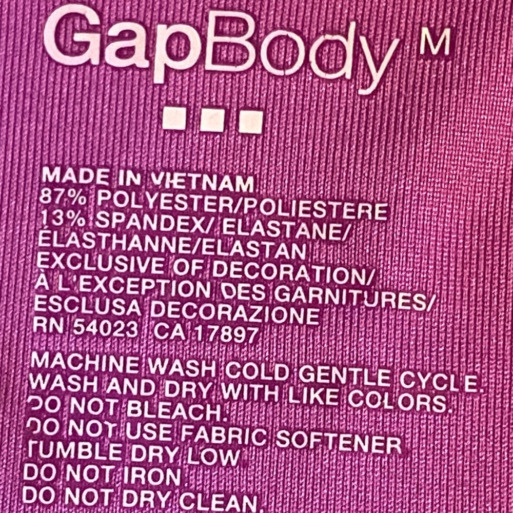 Gap Athletic Set - image 3